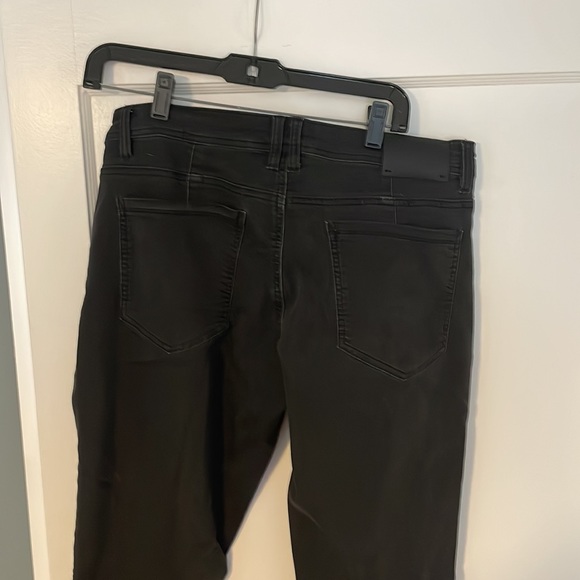 Men’s Ezekiel 305 Chopper denim pant. Worn once - Picture 3 of 3